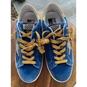 Golden Goose Sneakers